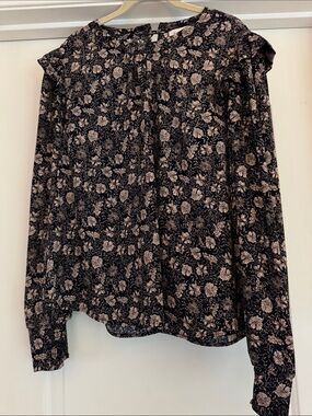 Evereve Black Blush Floral Long-Sleeve Blouse